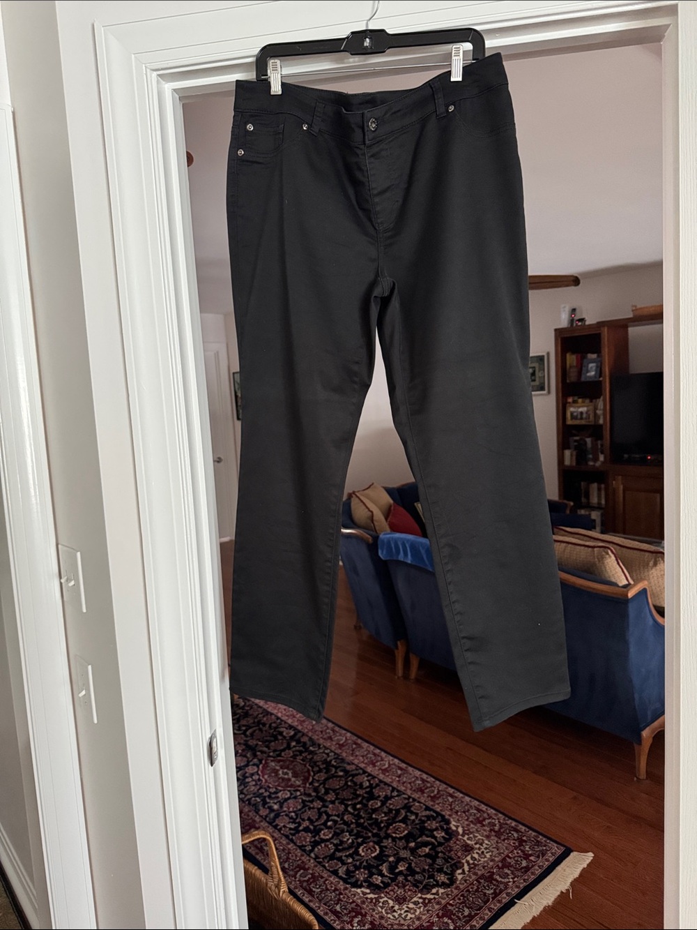 Chico’s Black Slim Straight Jeans, pull on button closure